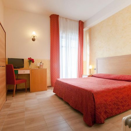 Park Hotel Villa Americana Rodi Garganico Extérieur photo