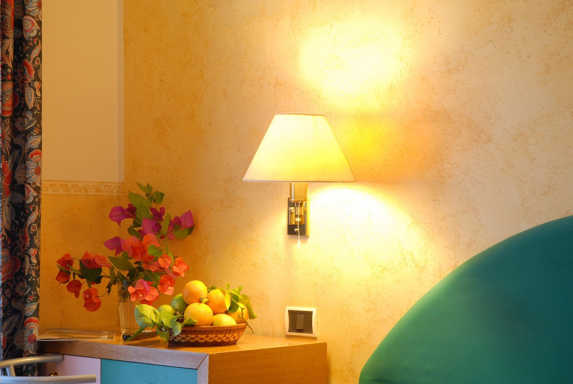 Park Hotel Villa Americana Rodi Garganico Extérieur photo
