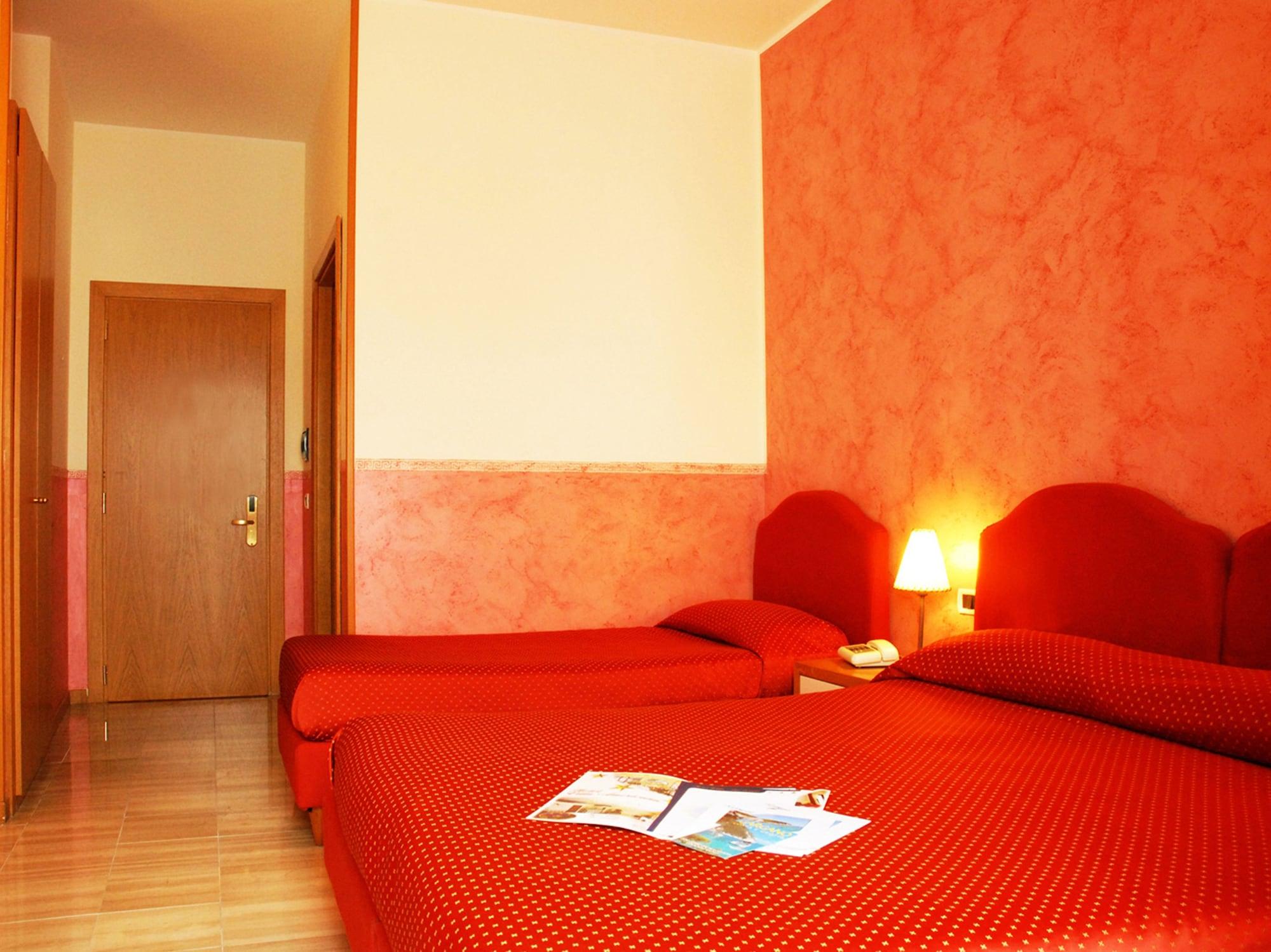Park Hotel Villa Americana Rodi Garganico Extérieur photo